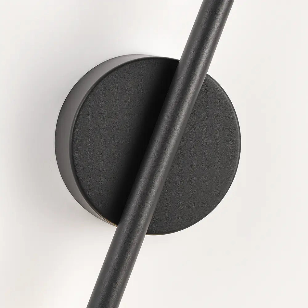 Applique murale LED verticale – Design moderne en noir mat