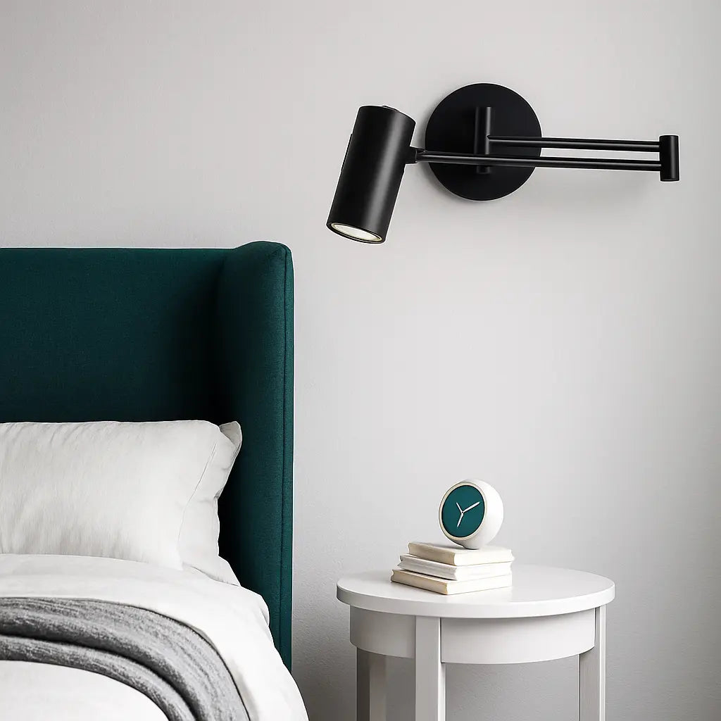 Applique murale orientable en métal doré ou noir – Design moderne et élégant
