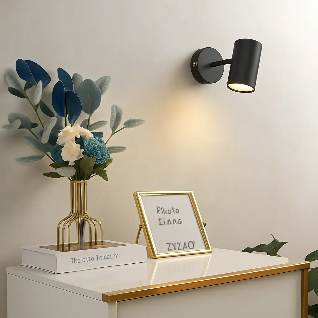 Applique murale cylindrique orientable noire ou dorée – luminaire moderne pour intérieur
