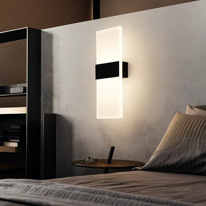Applique murale design en métal brossé – Lumière douce, pour déco murale élégante
