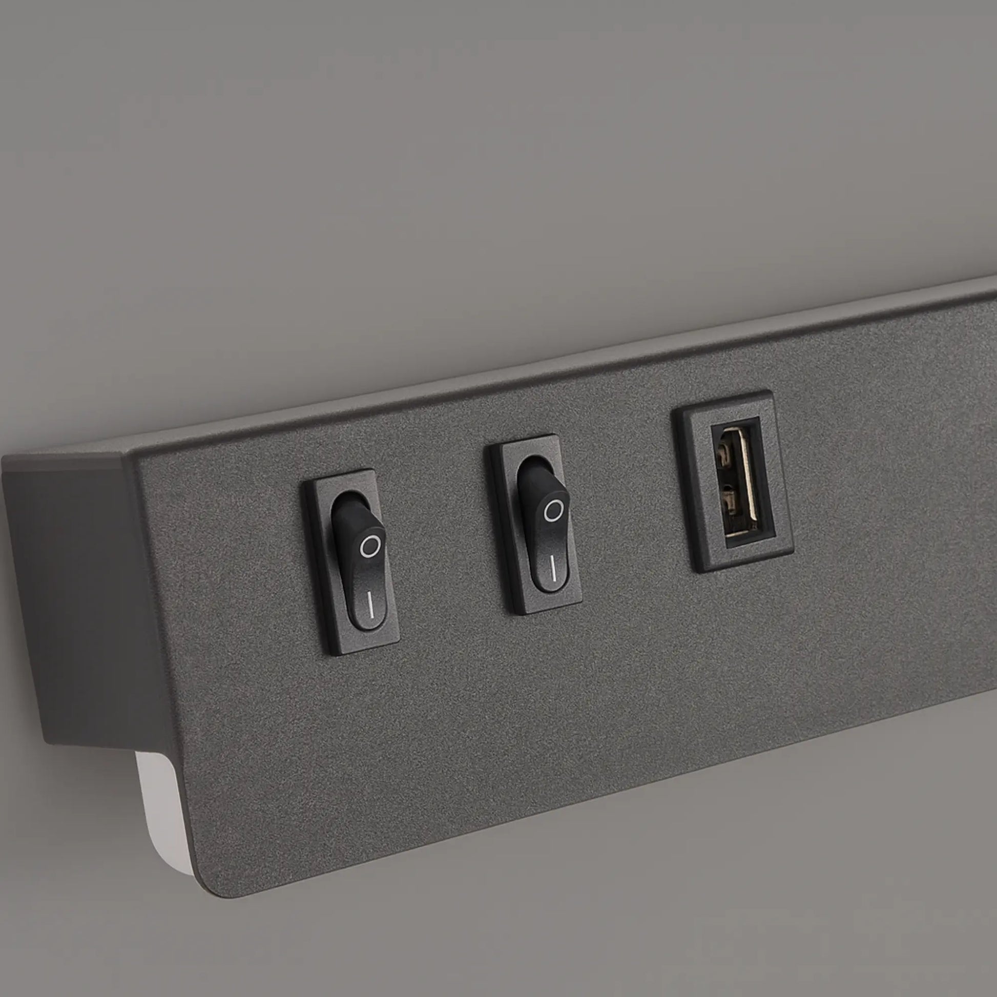 Applique murale avec liseuse LED, interrupteur et chargeur USB intégré