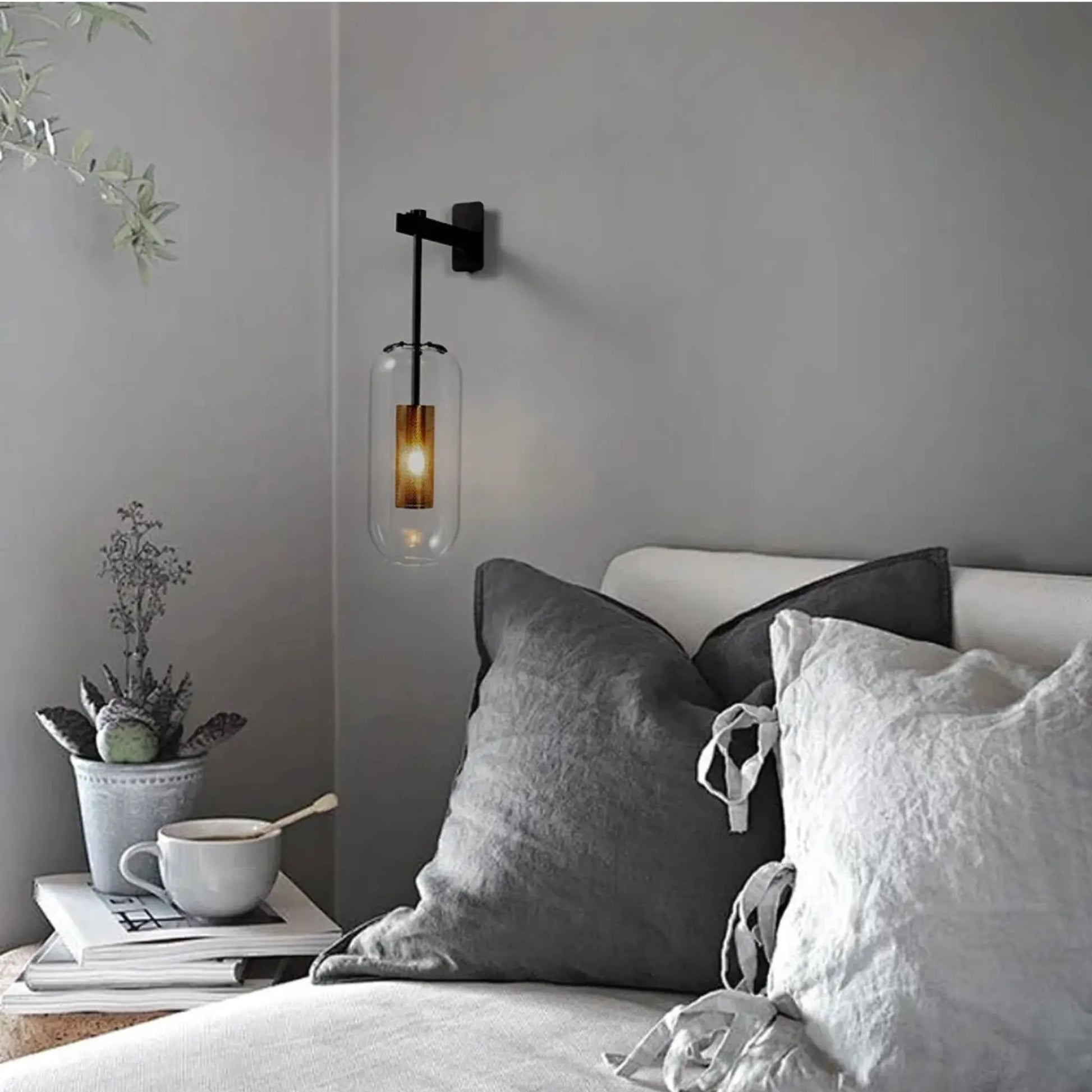 Applique murale design en verre clair – éclairage décoratif moderne