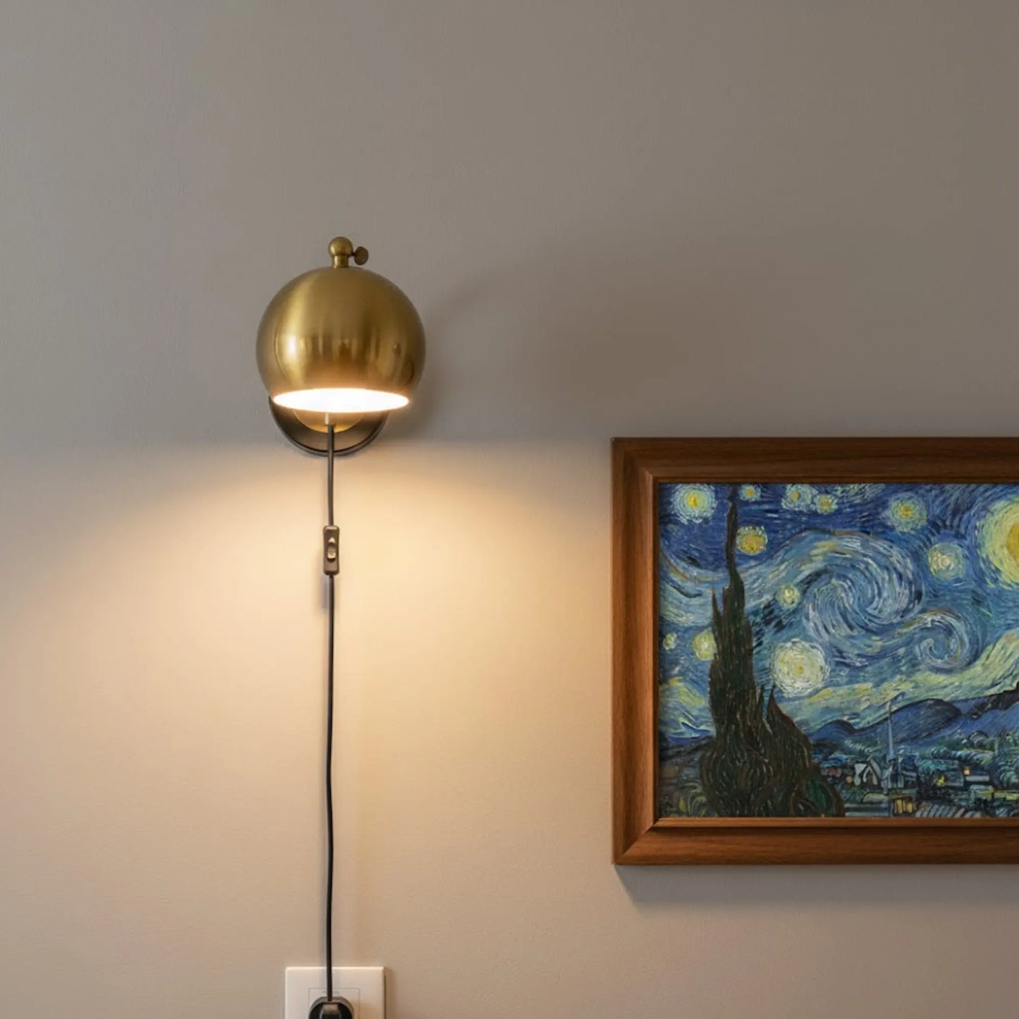 Applique murale vintage dorée – design industriel avec câble et interrupteur