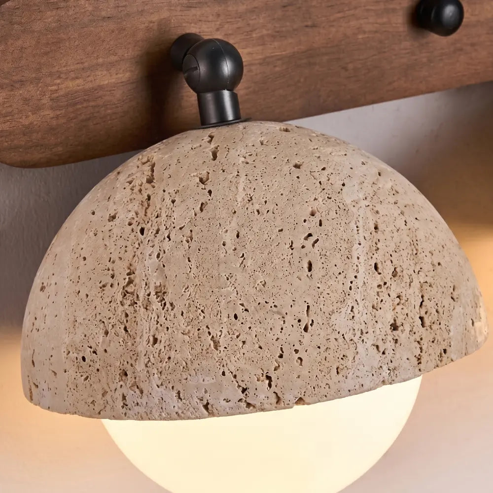 Applique murale salle de bain travertin et bois - globe opalin - Style wabi-sabi organique