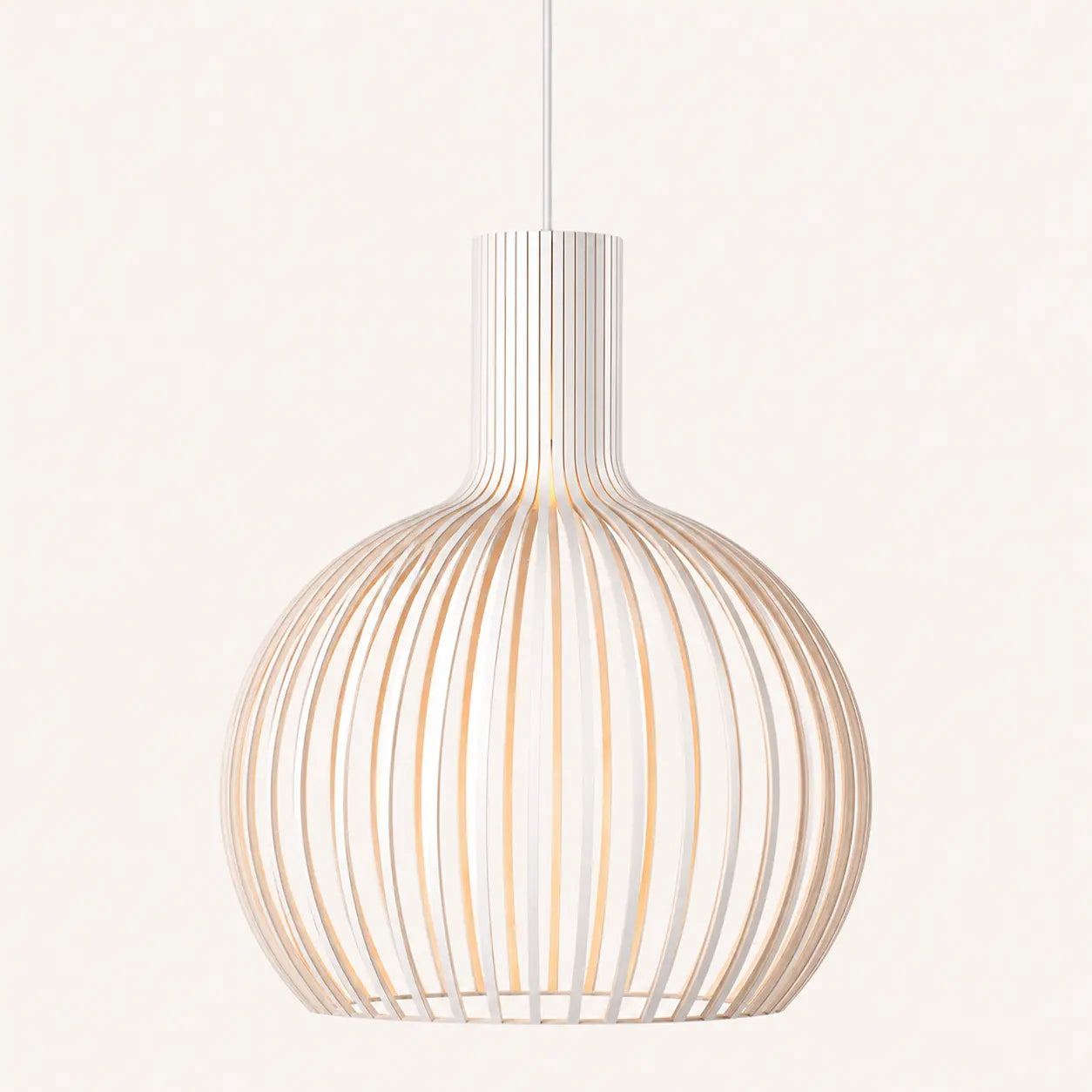 Suspension Bois à Lattes Design Scandinave Ajourée