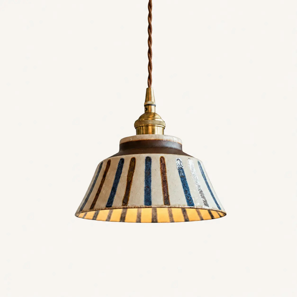 Suspension Design Rétro Céramique Motif Artisanal Peint Main Laiton